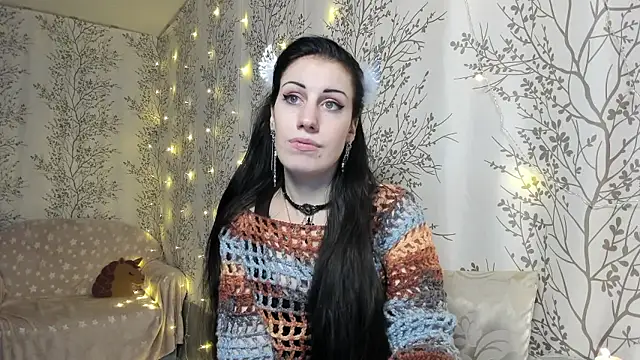 Mary0Lou online show from December 4, 3:21 pm