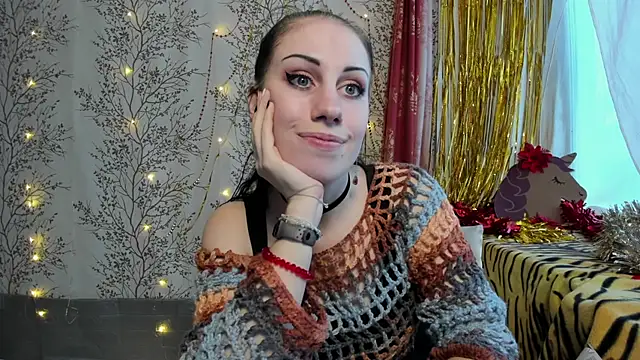 Mary0Lou online show from December 26, 9:01 am