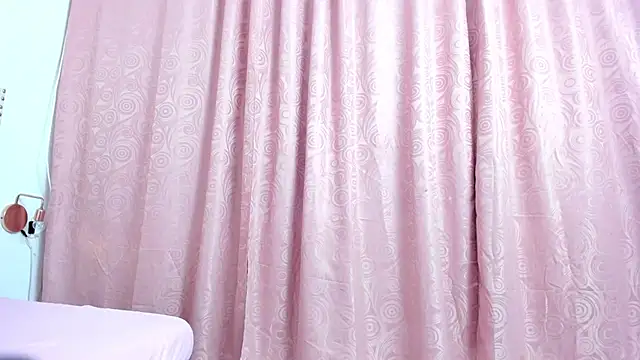 Snapshot of Kim_Eli chatting on February 20, 2:07 am Kim Eli online show from February 20, 2:07 am