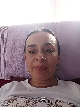 Samantha Sullivan  online show from May 29, 8:18 pm