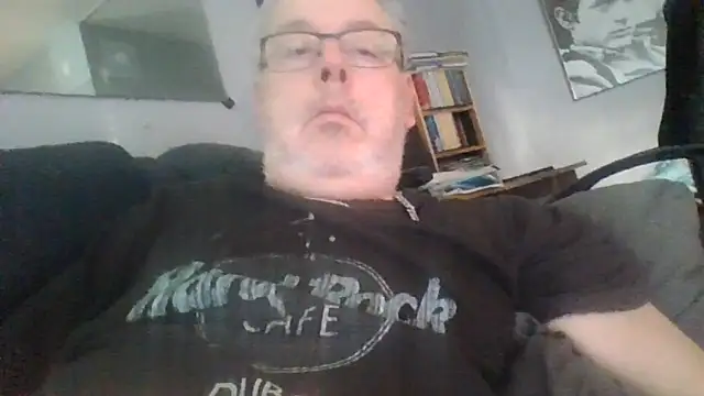 Snapshot of donswede61 chatting on March 9, 3:38 pm donswede61 online show from March 9, 3:38 pm