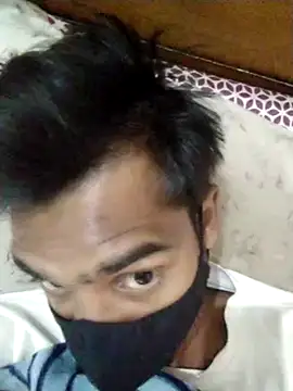 Snapshot of Tomato_boy chatting on December 11, 4:49 am Tomato boy online show from December 11, 4:49 am