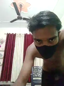 Snapshot of Tomato_boy chatting on December 11, 6:20 pm Tomato boy online show from December 11, 6:20 pm