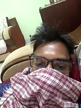 Snapshot of Tomato_boy chatting on November 16, 7:03 am Tomato boy online show from November 16, 7:03 am