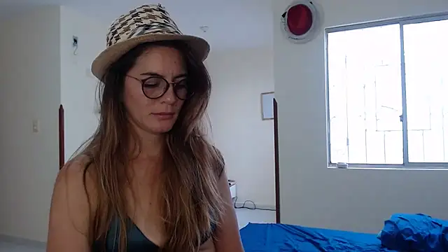 Hanny 24 online show from December 16, 12:16 pm