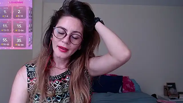 Hanny 24 online show from February 11, 8:10 pm