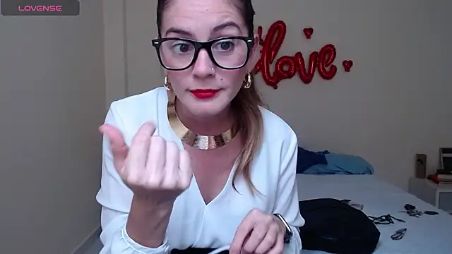 Hanny 24 online show from February 20, 7:30 pm