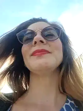 Hanny 24 online show from March 3, 1:42 pm