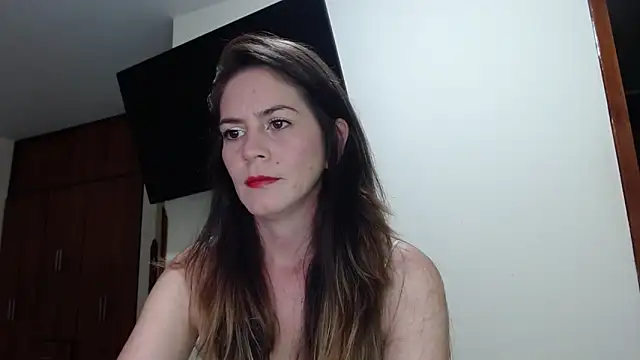 Hanny 24 online show from February 25, 9:35 pm