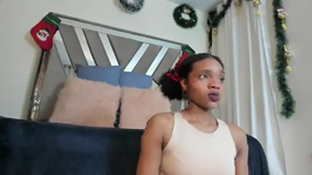 sara williams01 online show from December 19, 1:07 pm