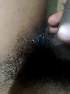 Snapshot of Sun_x3_ju chatting on April 4, 7:44 pm Sun x3 ju online show from April 4, 7:44 pm