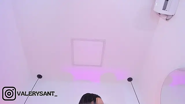 valerysantos  online show from February 21, 1:44 pm