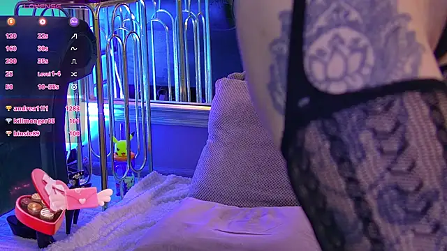 SerenaReese online show from February 27, 2:42 am