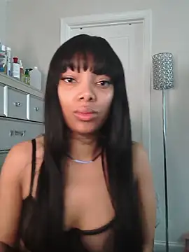 butterflybootyy online show from June 12, 4:39 pm