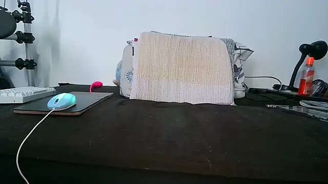 Elizabeth68 online show from March 19, 1:48 pm