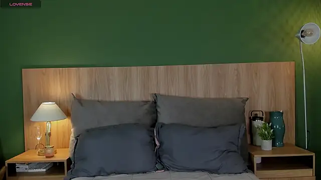 Snapshot of ariana_rosse__ chatting on June 11, 1:20 pm ariana rosse online show from June 11, 1:20 pm