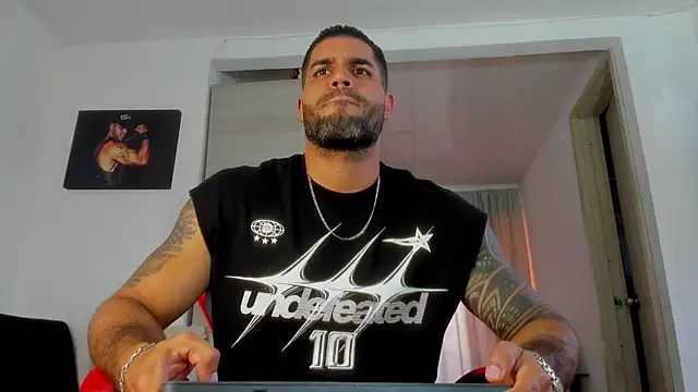 SamirHazard97 online show from May 30, 9:56 pm