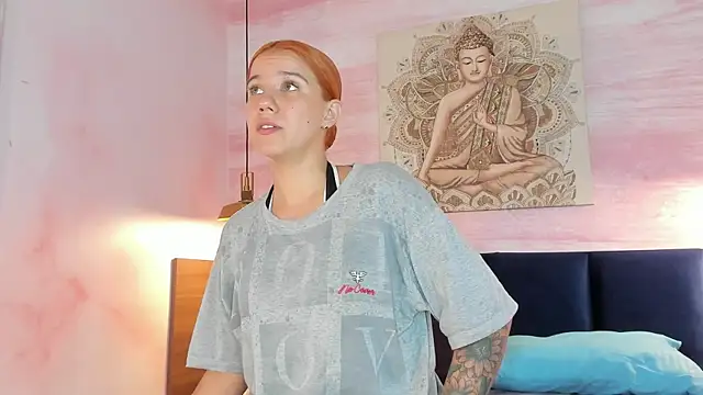 MelaniieRoux online show from February 13, 7:54 pm