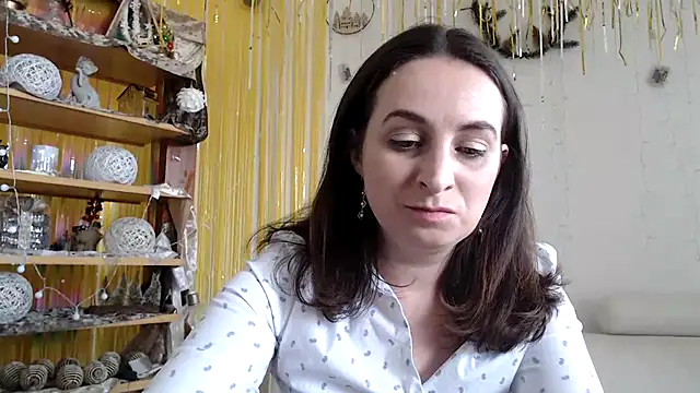 Snapshot of AskMeStandUp chatting on March 15, 12:33 pm AskMeStandUp online show from March 15, 12:33 pm