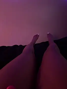 Snapshot of ReineNeferrti chatting on April 14, 9:54 pm ReineNeferrti online show from April 14, 9:54 pm