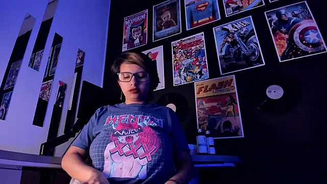 Snapshot of NovaGlitz chatting on January 24, 11:26 am NovaGlitz online show from January 24, 11:26 am