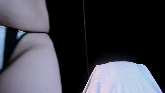 Snapshot of NovaGlitz chatting on February 10, 11:46 am NovaGlitz online show from February 10, 11:46 am