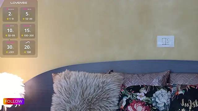 Snapshot of Sarah-Hart chatting on January 27, 5:14 am Sarah-Hart online show from January 27, 5:14 am