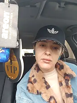 Snapshot of Sarah-Hart chatting on February 3, 11:20 am Sarah-Hart online show from February 3, 11:20 am