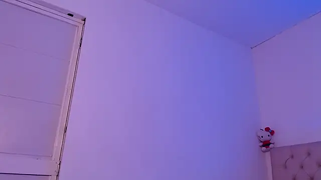 isabella jazz online show from January 31, 4:27 pm