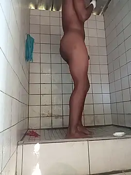 izinjamfee2 online show from February 21, 7:09 am