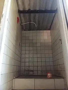 izinjamfee2 online show from March 19, 11:47 am