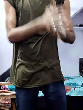 Snapshot of Habibi_big_b chatting on December 31, 5:40 pm Habibi big b online show from December 31, 5:40 pm