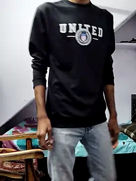 Snapshot of Habibi_big_b chatting on January 6, 8:46 am Habibi big b online show from January 6, 8:46 am