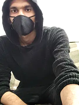 Snapshot of Habibi_big_b chatting on February 7, 7:49 pm Habibi big b online show from February 7, 7:49 pm