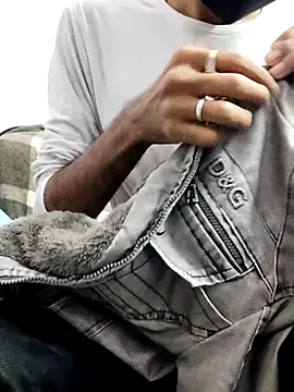 Snapshot of Habibi_big_b chatting on February 8, 7:59 pm Habibi big b online show from February 8, 7:59 pm