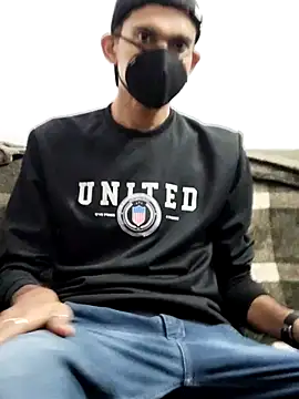 Snapshot of Habibi_big_b chatting on February 12, 8:38 am Habibi big b online show from February 12, 8:38 am