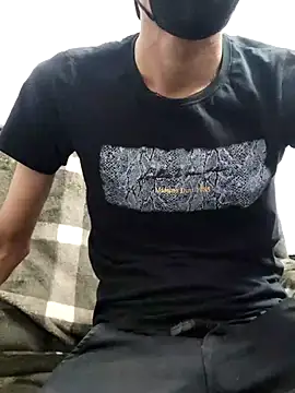 Snapshot of Habibi_big_b chatting on February 23, 4:35 pm Habibi big b online show from February 23, 4:35 pm