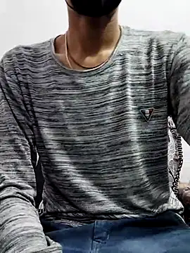 Snapshot of Habibi_big_b chatting on March 8, 5:33 pm Habibi big b online show from March 8, 5:33 pm