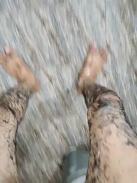 Snapshot of Habibi_big_b chatting on September 19, 8:49 am Habibi big b online show from September 19, 8:49 am