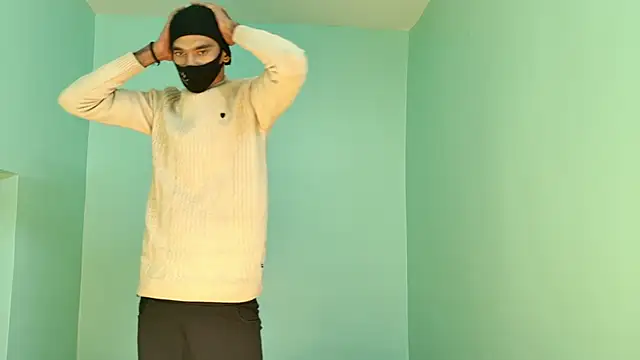 Snapshot of Habibi_big_b chatting on January 19, 6:39 am Habibi big b online show from January 19, 6:39 am