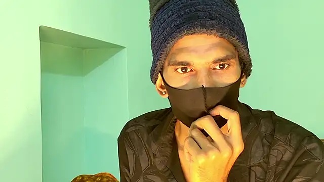 Snapshot of Habibi_big_b chatting on February 14, 3:31 pm Habibi big b online show from February 14, 3:31 pm