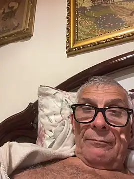 Snapshot of 4n4l1zz4m1 chatting on March 22, 12:03 am 4n4l1zz4m1 online show from March 22, 12:03 am