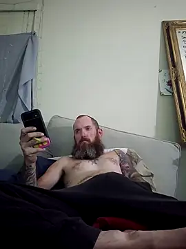 lit702 online show from April 5, 10:34 am