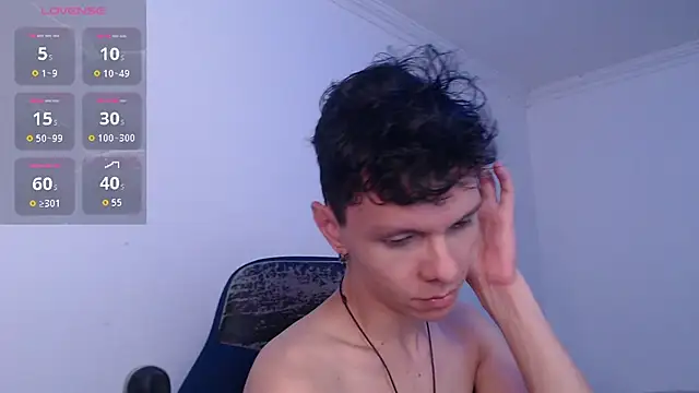 bryamado69 online show from June 27, 7:24 am