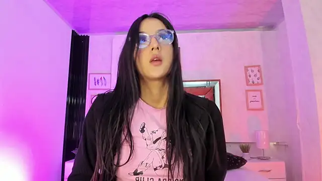 Princess Violett online show from March 21, 2:18 pm