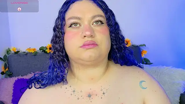 lunitaa0 online show from March 21, 3:44 am