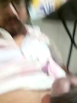 gym lover076 online show from March 3, 11:32 pm