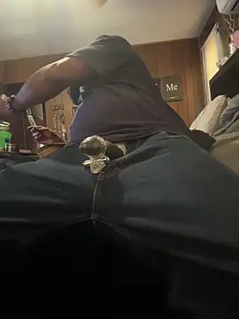 Snapshot of SukItSlo444 chatting on March 11, 10:38 pm SukItSlo444 online show from March 11, 10:38 pm