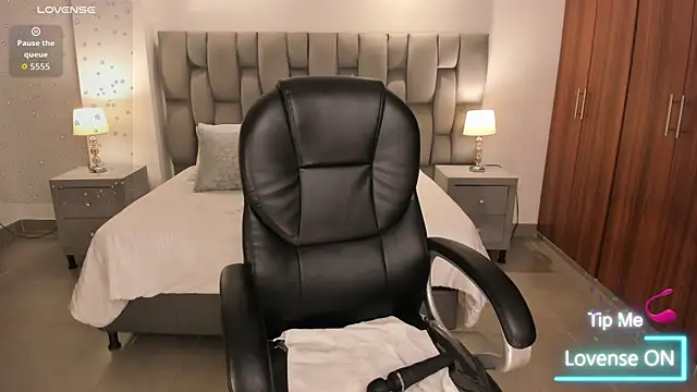 sarita evanss online show from April 21, 2:51 am