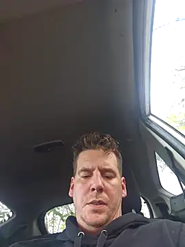 Titanhoott online show from November 13, 1:10 pm